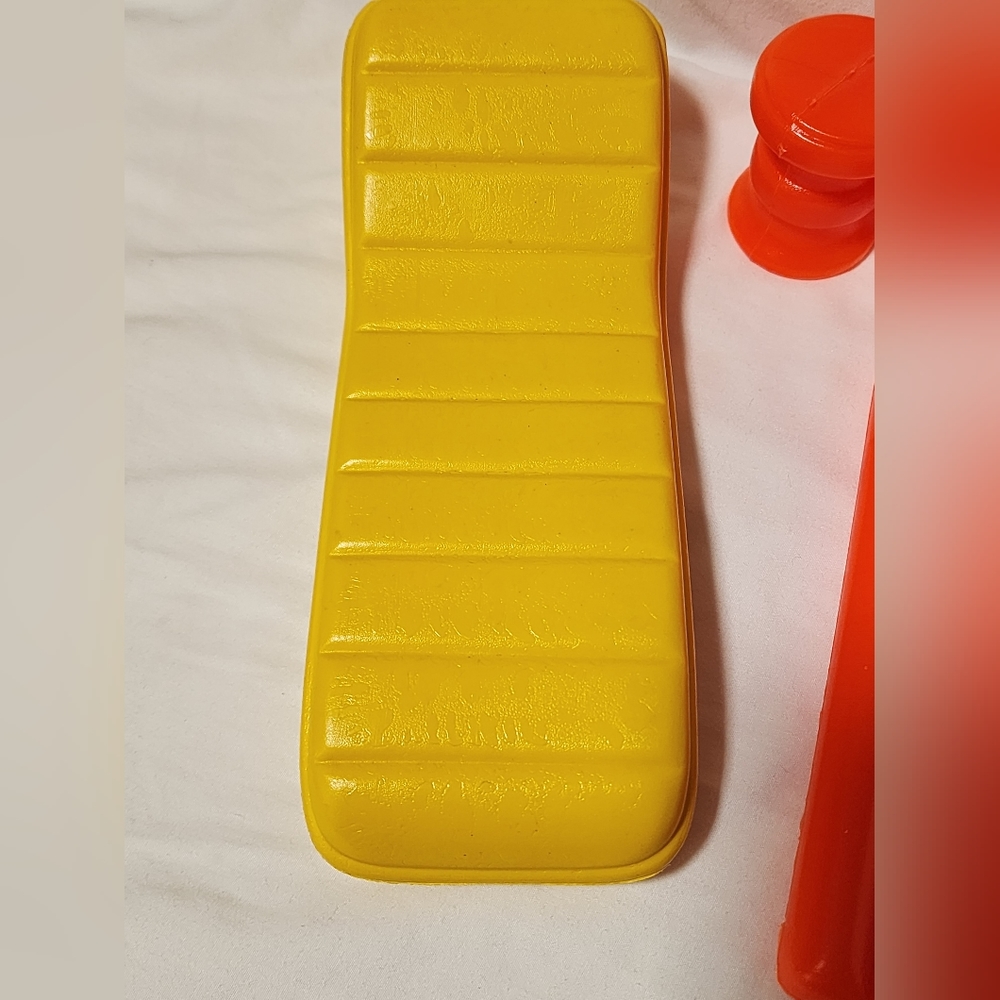 Vintage 1970s Mattel Barbie Pool Accessories - Picture 2 of 10